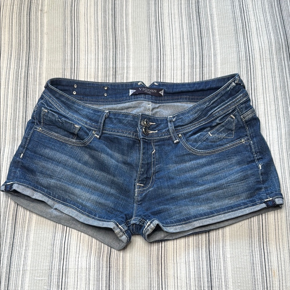 Vigoss Fit/short denim shorts. Sz 31 or 11/12